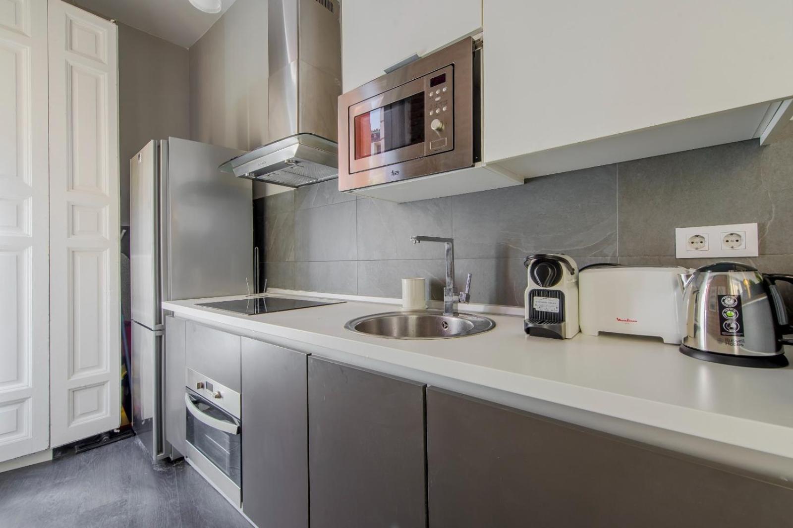 Great Apt Para 6Pax In The Heart Of Madrid Center Exterior photo