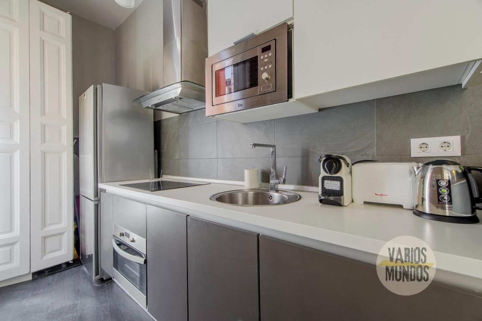 Great Apt Para 6Pax In The Heart Of Madrid Center Exterior photo